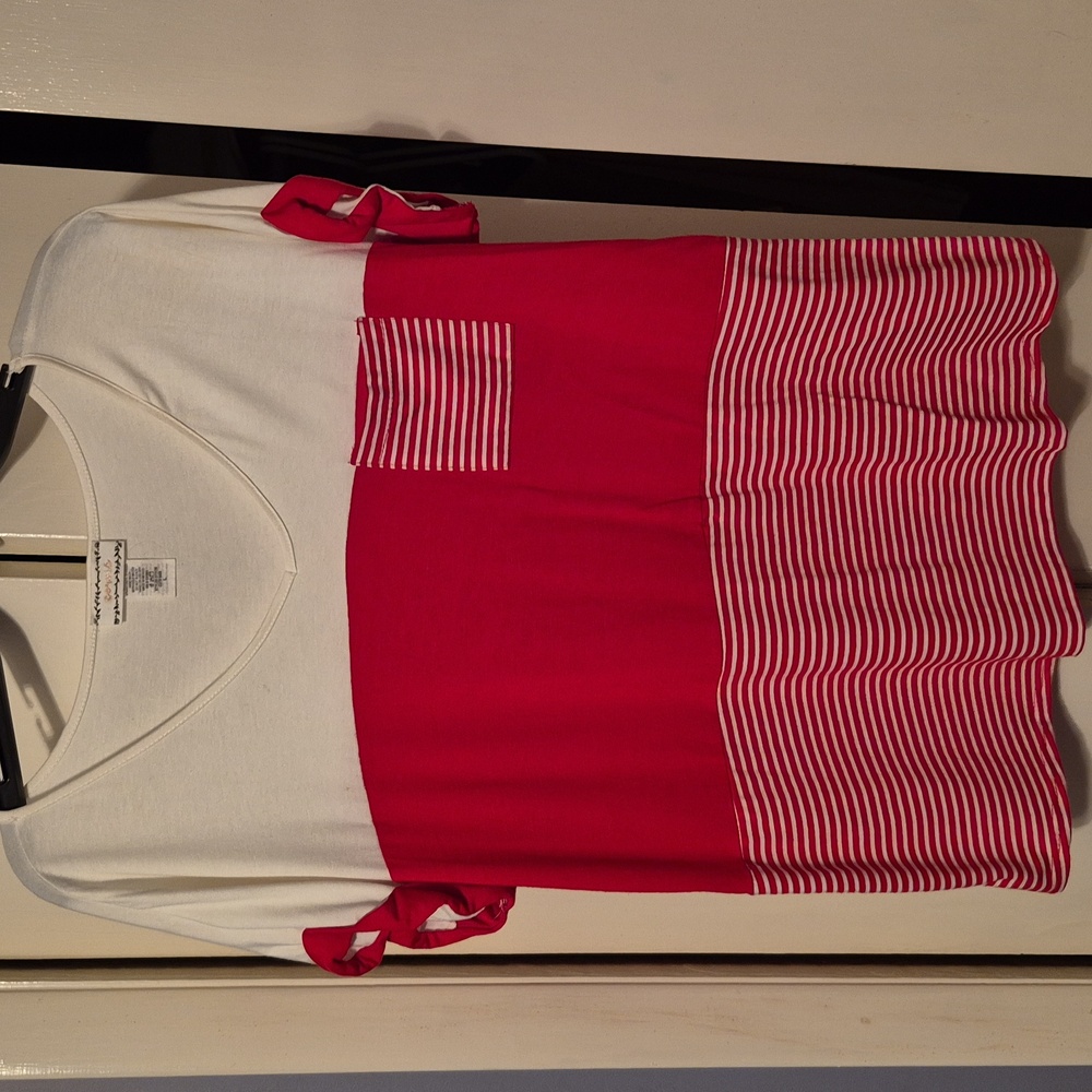 Corvia Red And White Top Large